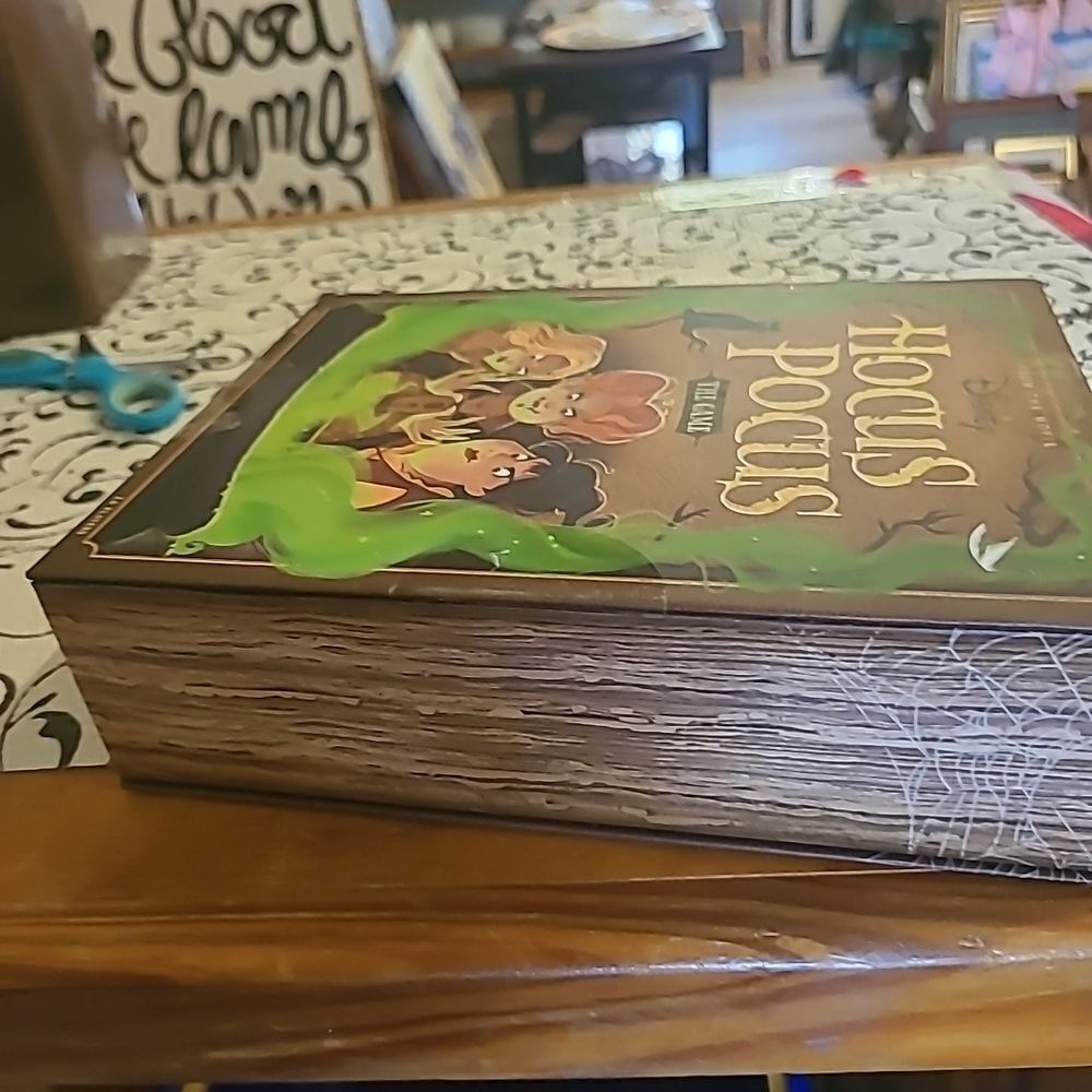 Disney Hocus Pocus Game - Picture 7 of 11